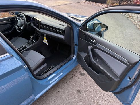 New 2026 Volkswagen Jetta SE image 11