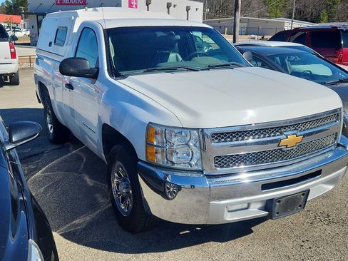 Used 2013 Chevrolet Silverado 1500 W/T w/ LS Package RWD image 4