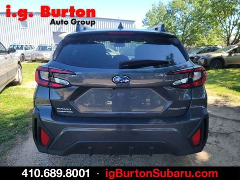 Used 2024 Subaru Crosstrek 2.0i Premium w/ Crosstrek Mirror Package AWD/4WD image 5