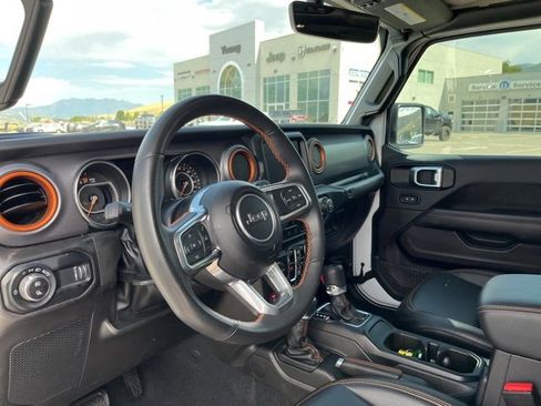 Used 2023 Jeep Gladiator Mojave w/ Cold Weather Group image 12