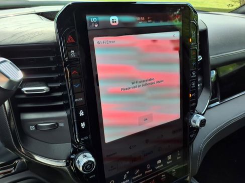 New 2025 RAM 2500 Limited image 12