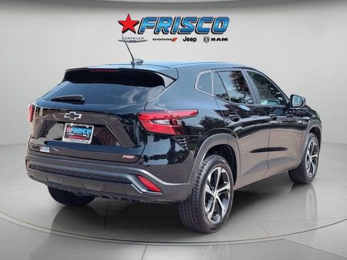 Used 2024 Chevrolet Trax RS w/ Driver Confidence Package FWD image 7