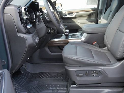 New 2026 Chevrolet Silverado 1500 LT w/ Z71 Off-Road Package AWD/4WD image 8