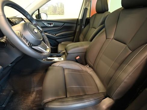 New 2026 Subaru Ascent Limited w/ Popular Package #2 AWD/4WD image 8