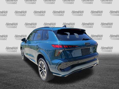 Used 2026 Audi Q3 quattro 2.0T w/ Driver Assistance Package AWD/4WD image 7