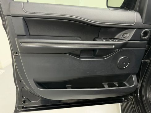 Used 2019 Ford Expedition XLT w/ Equipment Group 202A image 19