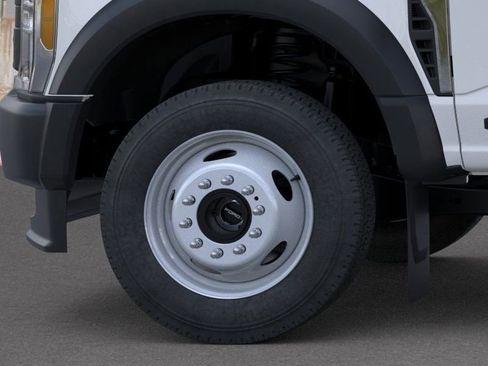 New 2025 Ford F450 XL image 21