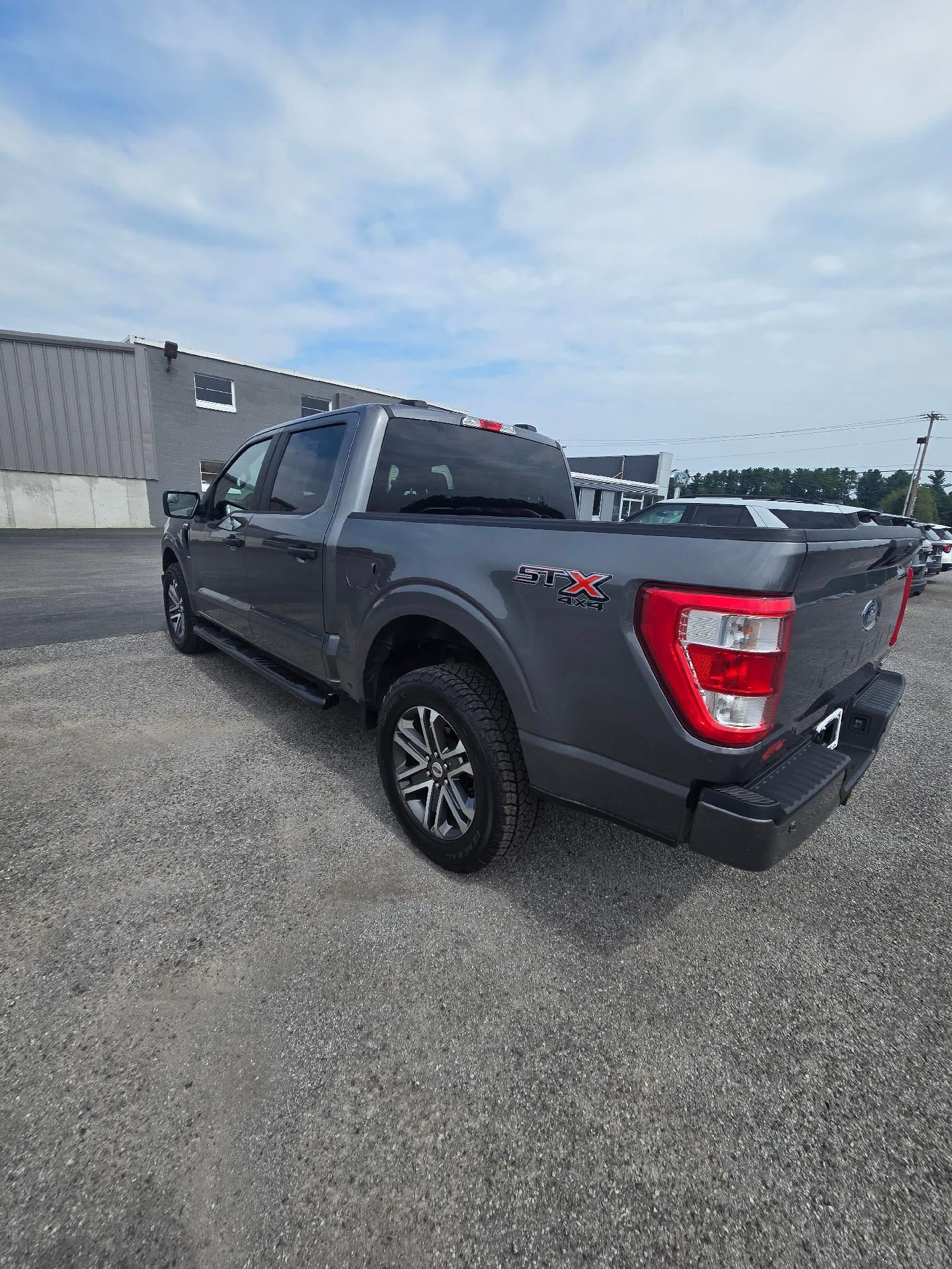 Used 2022 Ford F150 XL w/ STX Appearance Package AWD/4WD image 8