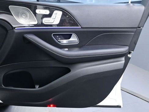 Used 2023 Mercedes-Benz GLS 450 GLS 450 image 32