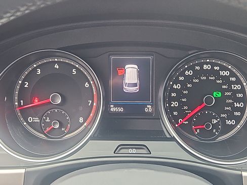 Certified 2020 Volkswagen Atlas Cross Sport SE w/ Panoramic Sunroof Package image 24