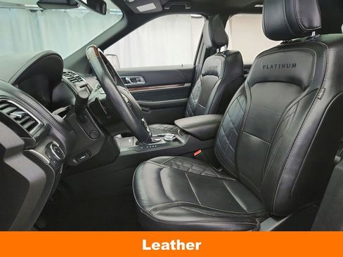 Used 2018 Ford Explorer Platinum AWD/4WD image 11
