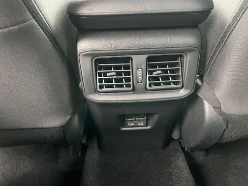 Used 2025 Toyota RAV4 XLE image 25