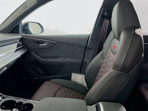 New 2026 Audi RS Q8 performance image 24