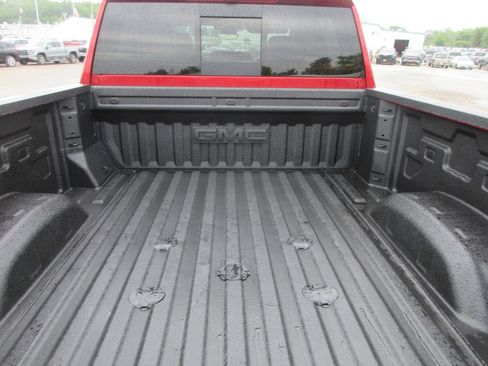 New 2026 GMC Sierra 2500 AT4 w/ AT4 Premium Plus Package AWD/4WD image 7