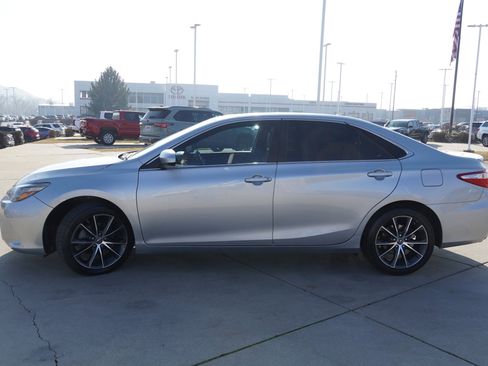Certified 2017 Toyota Camry XSE image 5