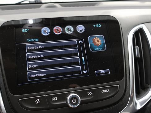 Used 2018 Chevrolet Equinox Premier image 51