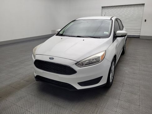 Used 2017 Ford Focus SE FWD image 15