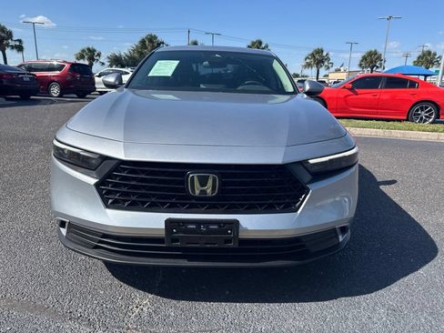 Used 2023 Honda Accord EX image 9