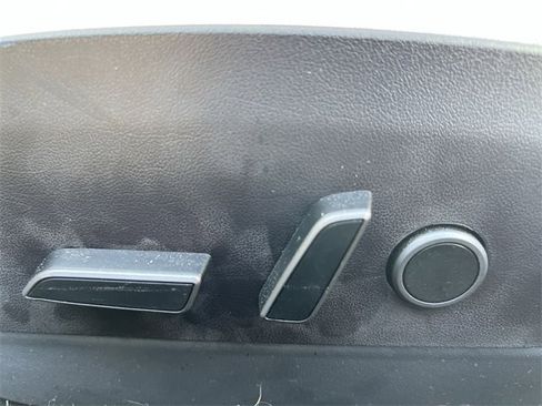 Used 2023 Tesla Model 3 Performance image 12