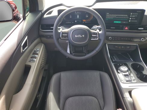 New 2026 Kia Carnival EX FWD image 8