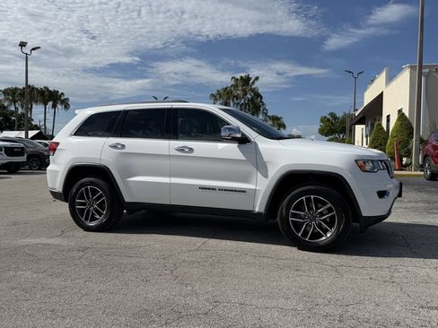 Used 2020 Jeep Grand Cherokee Limited w/ Luxury Group II AWD/4WD image 2