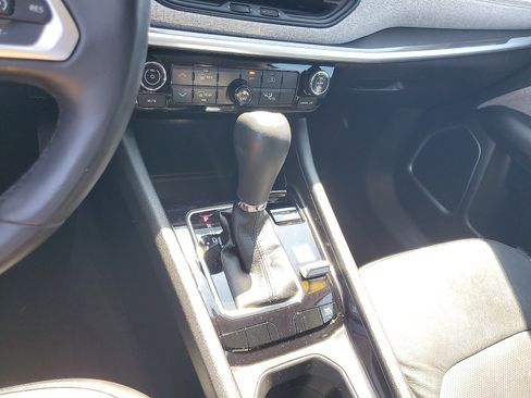 Used 2022 Jeep Compass Latitude image 29