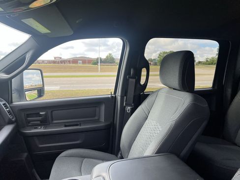 Certified 2025 RAM 2500 Tradesman AWD/4WD image 24