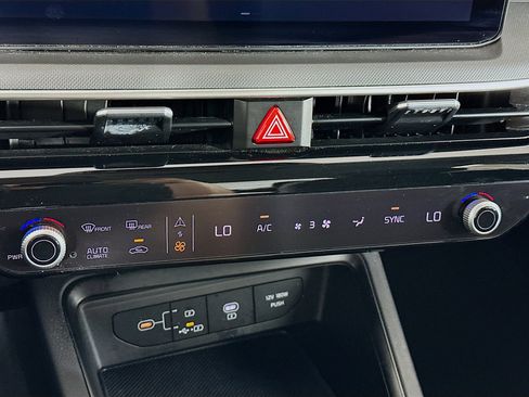 Used 2025 Kia K5 LXS image 23