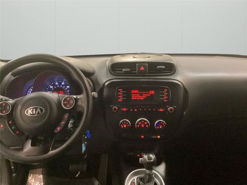 Used 2015 Kia Soul FWD image 20