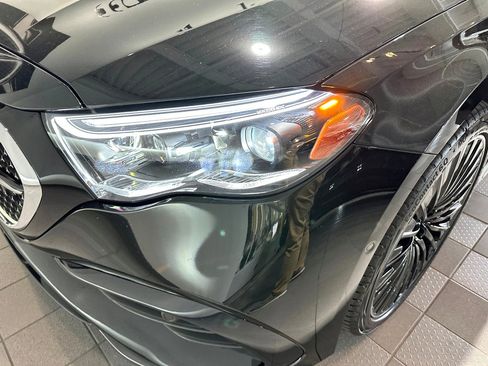 Used 2024 Mercedes-Benz E 350 4MATIC Sedan image 36