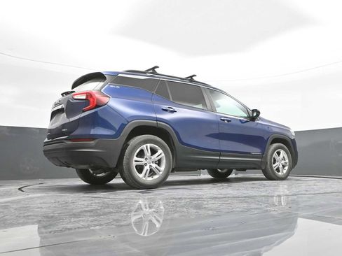 Used 2022 GMC Terrain SLE w/ Driver Convenience Package image 40