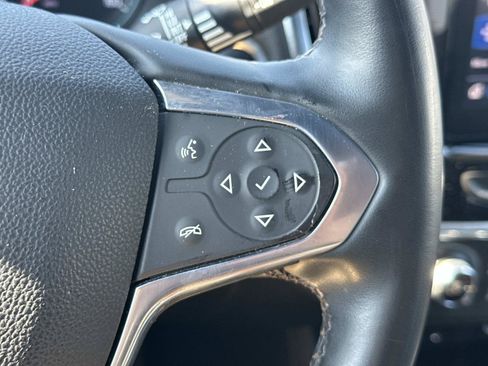 Certified 2023 Chevrolet Traverse LT FWD image 23