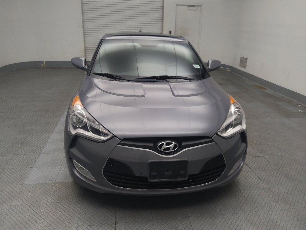 Used 2017 Hyundai Veloster Value Edition FWD image 14
