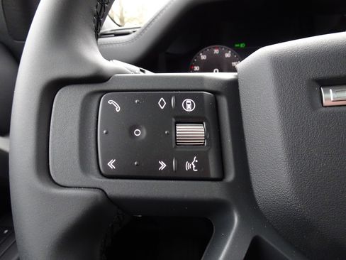 New 2026 Land Rover Defender 110 S image 24