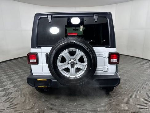 Used 2022 Jeep Wrangler Unlimited Sport image 4
