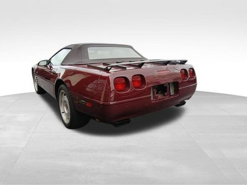 Used 1993 Chevrolet Corvette Convertible image 8