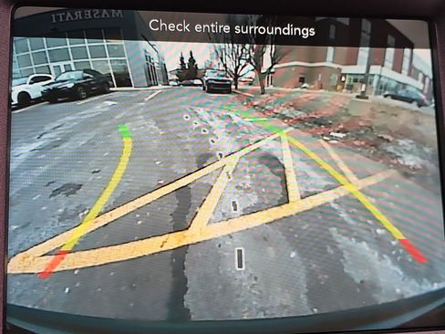 Used 2022 Jeep Cherokee Trailhawk w/ Comfort/Convenience Group image 23