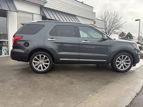 Used 2016 Ford Explorer Limited image 10