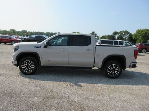 New 2026 GMC Sierra 1500 AT4 w/ AT4 Premium Package AWD/4WD image 11