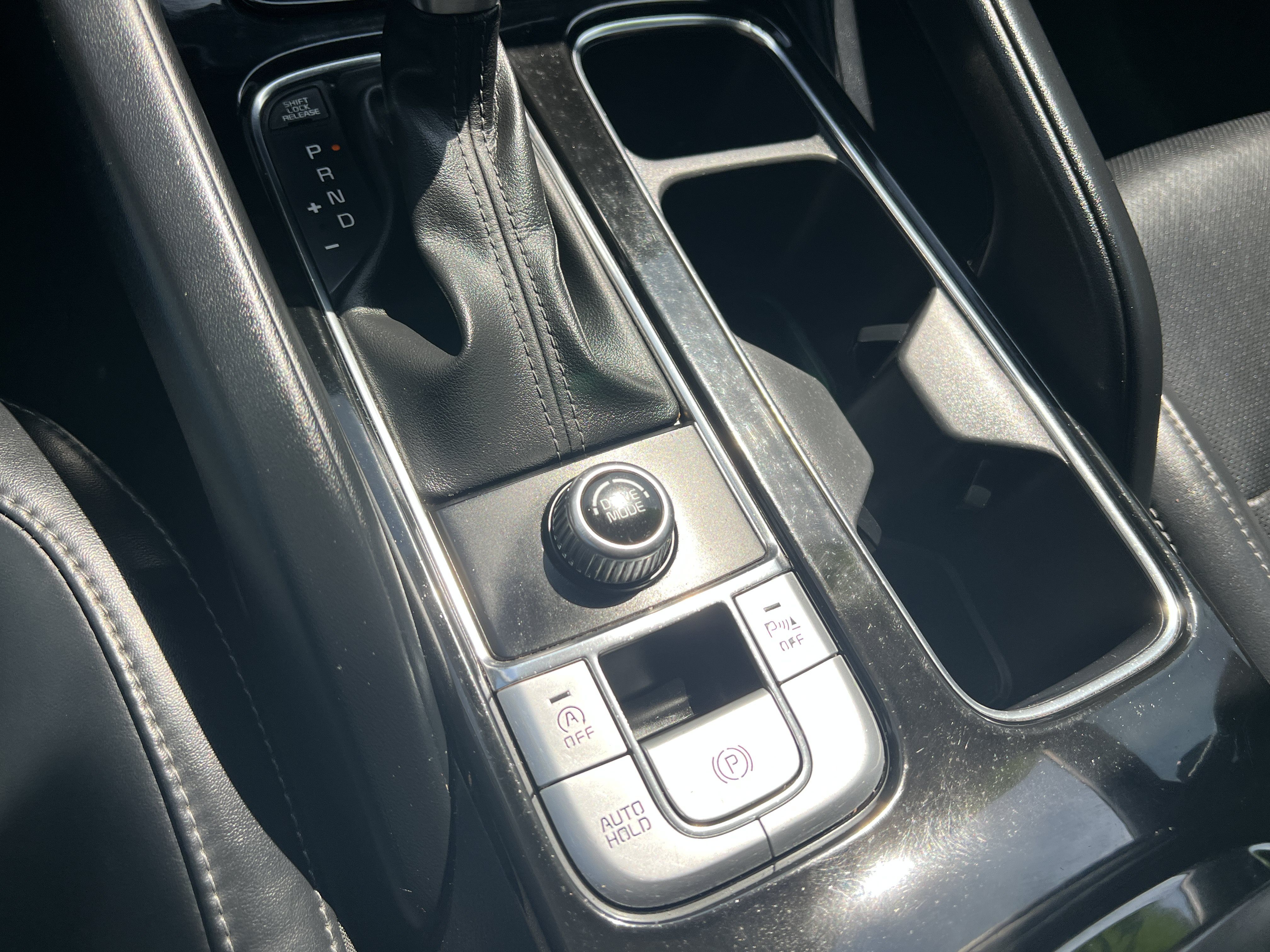 Used 2022 Kia Telluride S FWD image 33