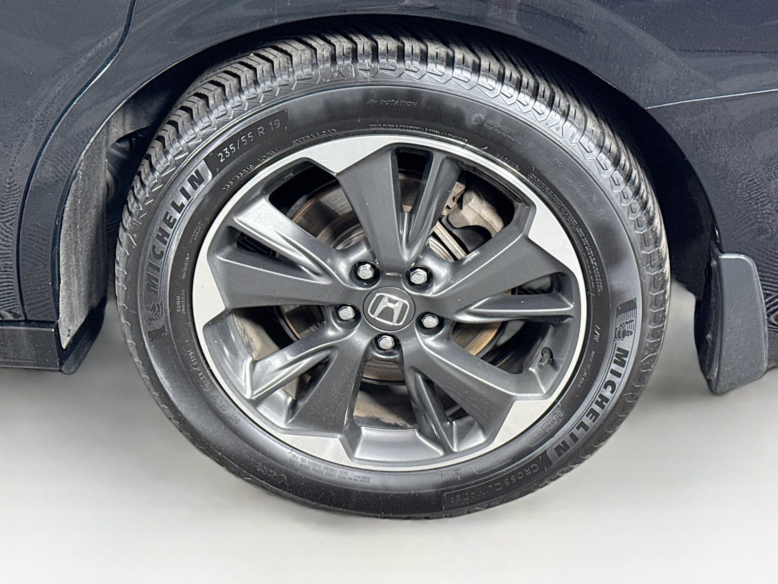 Used 2023 Honda Odyssey Elite image 9