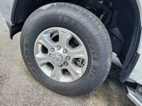 Used 2024 RAM 2500 Big Horn image 24