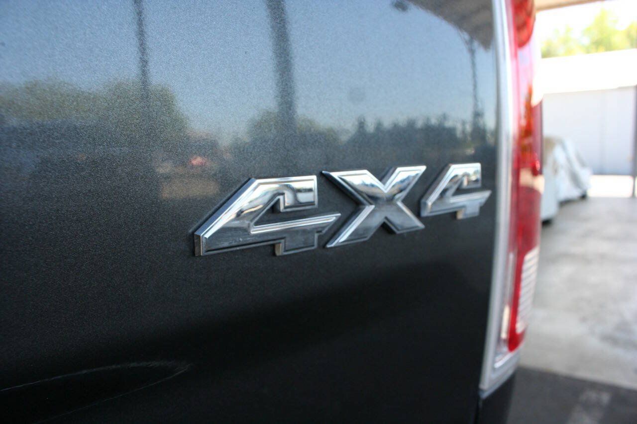 Used 2017 RAM 1500 Laramie AWD/4WD image 29