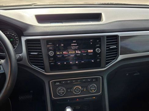 Used 2019 Volkswagen Atlas SE FWD image 14