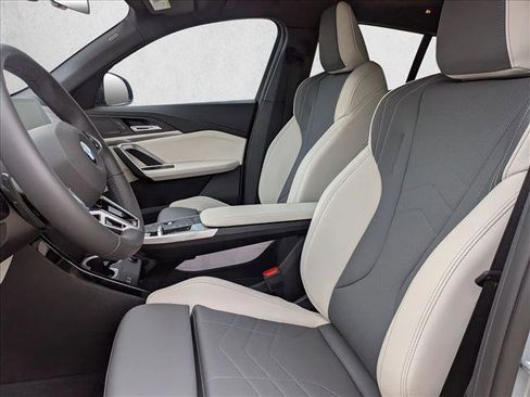New 2026 BMW X2 xDrive28i AWD/4WD image 4