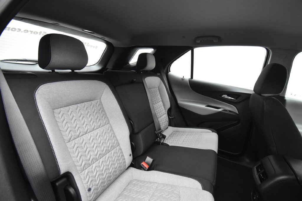 Used 2023 Chevrolet Equinox LS w/ Driver Confidence II Package AWD/4WD image 18