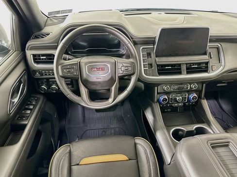 Used 2024 GMC Yukon XL AT4 w/ AT4 Premium Plus Package AWD/4WD image 29