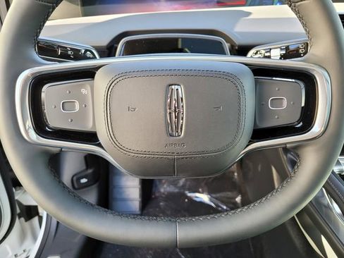 New 2026 Lincoln Nautilus Reserve image 20