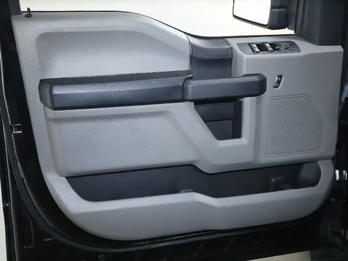 Used 2019 Ford F150 XL w/ Equipment Group 101A Mid AWD/4WD image 15