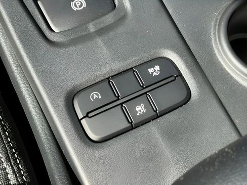 New 2025 Ford Ranger XL image 33